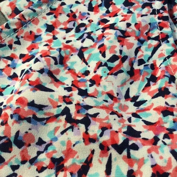 Aqua Abstract Print Romper with 2 side pockets Med - Picture 6 of 6